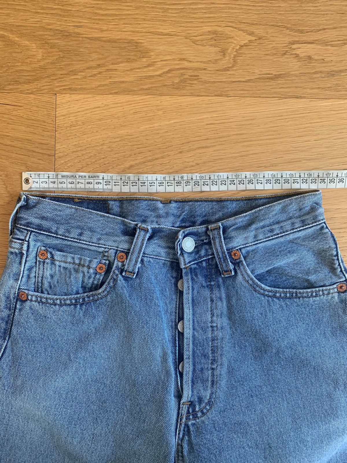 JEANS LEVI S 501 VINTAGE MADE IN B